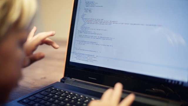Австралійські школи вчитимуть дітей програмуванню з 5 класу